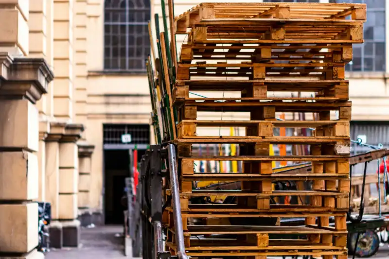 Programa de reciclagem de pallet.